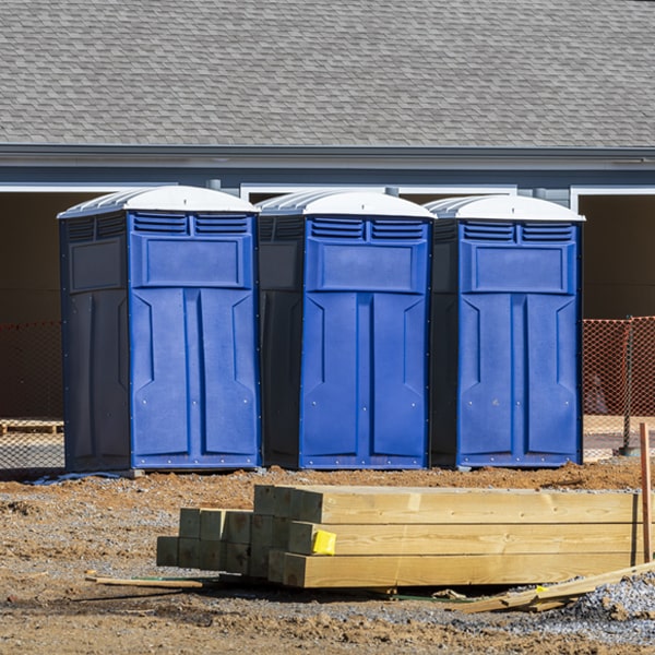 what is the maximum capacity for a single portable restroom in Ludlow MO